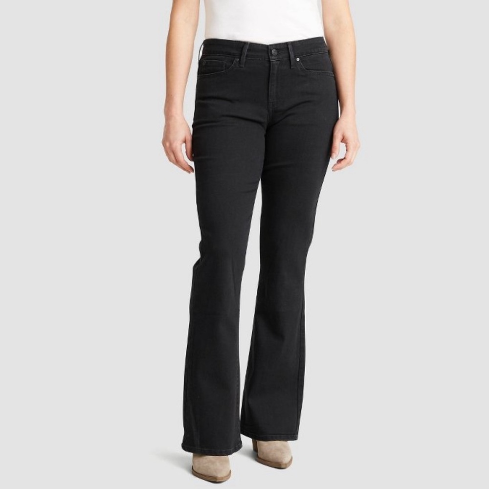 Denizen from Levi’s mid-rise bootcut jeans